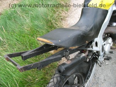 Yamaha_TDR_125_R_4GW_SuperMoto_Stunt_-_wie_3SH_3XE_3XD_4GW_4GX_5AN_RD_DT_125_R_81.jpg