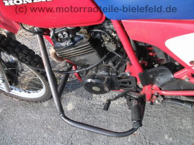 Honda_XL_250_R_MD11_rot_Stunt_-_wie_MD03_XL_350_R_ND03_XL_600_R_PD03_12.jpg