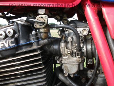 Honda_XL_250_R_MD11_rot_Stunt_-_wie_MD03_XL_350_R_ND03_XL_600_R_PD03_36.jpg