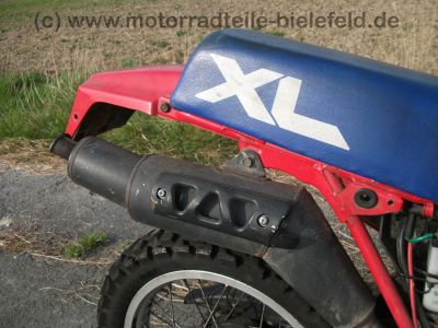 Honda_XL_250_R_MD11_rot_Stunt_-_wie_MD03_XL_350_R_ND03_XL_600_R_PD03_61.jpg