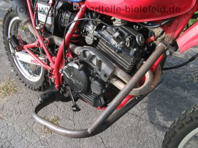 Honda_XL_250_R_MD11_rot_Stunt_-_wie_MD03_XL_350_R_ND03_XL_600_R_PD03_62.jpg