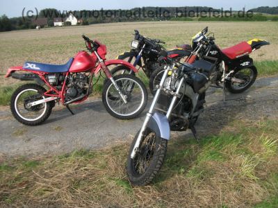 Honda_XL_250_R_MD11_rot_Stunt_-_wie_MD03_XL_350_R_ND03_XL_600_R_PD03_94.jpg