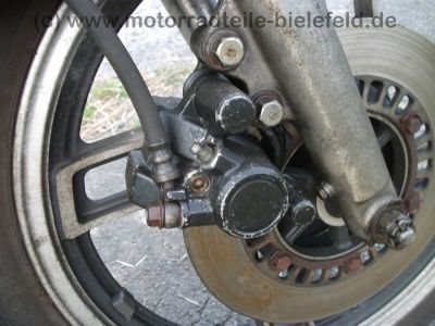 Yamaha_XS_400_DOHC_Typ_12E_Twin_Stunt_Tank_ok_-_Basis_f�r_Bobber_wie_XS_250_360_400_OHC_77.jpg