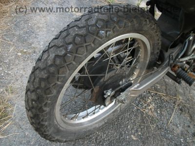 Yamaha_XT_350_Typ_3YT_Stunt_-_wie_55V_XT_TT_250_350_500_550_600_2KF_43F_77.jpg