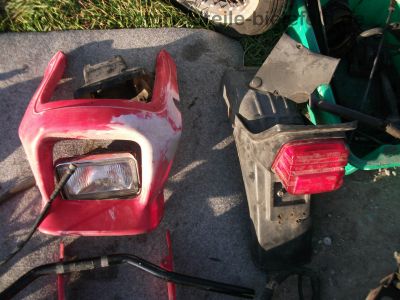 Honda_CB_250_RS_rot_MC02_zerlegt_Motor_demontiert_Neuteile_-_wie_XL_CL_250_R_S_MD03_MD04_MD06_Deluxe_11.jpg