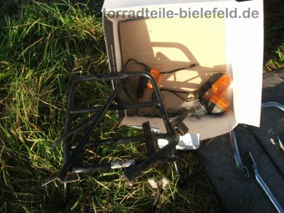 Honda_CB_250_RS_rot_MC02_zerlegt_Motor_demontiert_Neuteile_-_wie_XL_CL_250_R_S_MD03_MD04_MD06_Deluxe_15.jpg