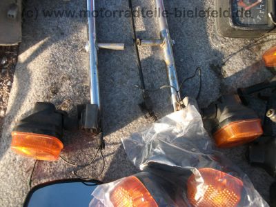 Honda_CB_250_RS_rot_MC02_zerlegt_Motor_demontiert_Neuteile_-_wie_XL_CL_250_R_S_MD03_MD04_MD06_Deluxe_27.jpg