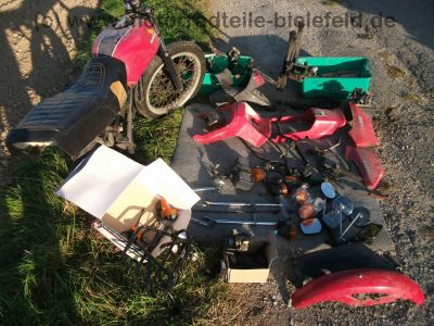 Honda_CB_250_RS_rot_MC02_zerlegt_Motor_demontiert_Neuteile_-_wie_XL_CL_250_R_S_MD03_MD04_MD06_Deluxe_4.jpg