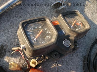 Honda_CB_250_RS_rot_MC02_zerlegt_Motor_demontiert_Neuteile_-_wie_XL_CL_250_R_S_MD03_MD04_MD06_Deluxe_95.jpg