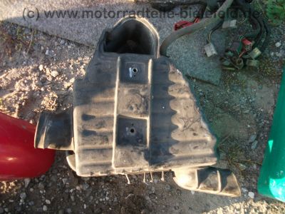 Honda_CB_250_RS_rot_MC02_zerlegt_Motor_demontiert_Neuteile_-_wie_XL_CL_250_R_S_MD03_MD04_MD06_Deluxe_97.jpg