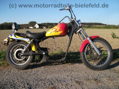 Suzuki_LS_650_Savage_gelb_geflammt_Motor_demontiert_Sissybar_-_Basis_Bobber_54.jpg