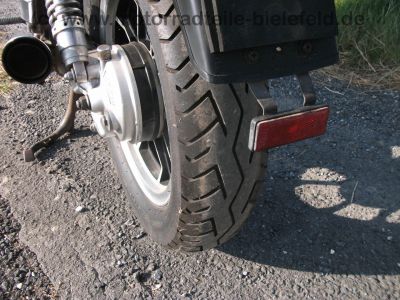 Honda_VT_500_C_Custom_Shadow_PC08_rot_Chopper_vorverlegte_Fischer_Fussrasten-Anlage_orig__Auspuff_HM_MF5_E_Sankei_2160_1a_gepflegt_40.jpg