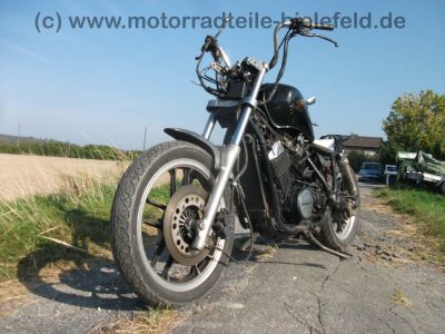 Honda_VT_500_C_Custom_Shadow_PC08_schwarz_Fehlteile_Chopper_vorverlegte_Fischer_Fussrasten-Anlage_FS07_eingetragen_10.jpg