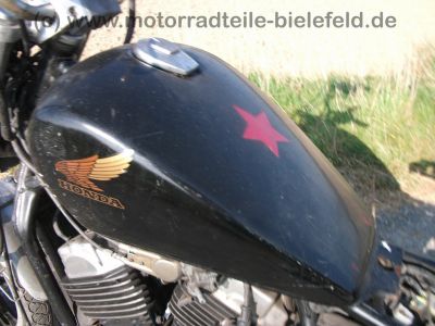 Honda_VT_500_C_Custom_Shadow_PC08_schwarz_Fehlteile_Chopper_vorverlegte_Fischer_Fussrasten-Anlage_FS07_eingetragen_19.jpg