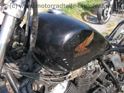 Honda_VT_500_C_Custom_Shadow_PC08_schwarz_Fehlteile_Chopper_vorverlegte_Fischer_Fussrasten-Anlage_FS07_eingetragen_21.jpg