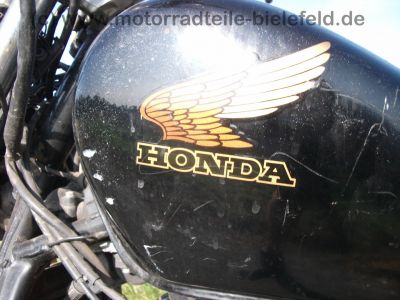 Honda_VT_500_C_Custom_Shadow_PC08_schwarz_Fehlteile_Chopper_vorverlegte_Fischer_Fussrasten-Anlage_FS07_eingetragen_41.jpg