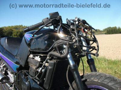 Kawasaki_GPX_600_R_schwarz-blau_ZX600C_Unfall_gepflegt_-_wie_GPZ_GPX_ZX_500_600_750_900_R_A_B_C_70.jpg