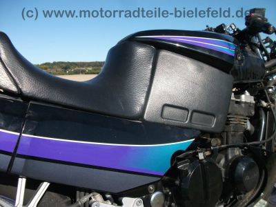 Kawasaki_GPX_600_R_schwarz-blau_ZX600C_Unfall_gepflegt_-_wie_GPZ_GPX_ZX_500_600_750_900_R_A_B_C_76.jpg