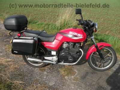 Suzuki_GSX_400_E_rot_GK53C_3x_Koffer_GIVI_Schuh_Auspuff_orig__4440,_Motor_K_504_-_wie_GSX_GS_250_400_450_X_E_L_70.jpg