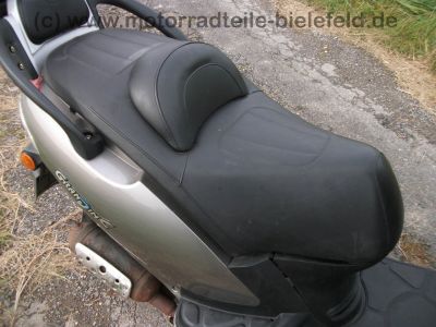 Kymco_Grandink_Grand_Dink_50_Mofa_Roller_GIVI_Topcase_-_wie_Grand_Dink_Grandink_125_250_133.jpg