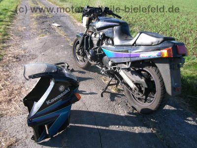 Kawasaki_GPX_600_R_ZX_600_C_schwarz-gruen_Umfaller_-__wie_GPZ_GPX_ZX_500_600_750_900_A_B_C_D_R_2.jpg