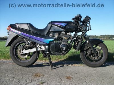Kawasaki_GPX_600_R_ZX_600_C_schwarz-gruen_Umfaller_-__wie_GPZ_GPX_ZX_500_600_750_900_A_B_C_D_R_89.jpg