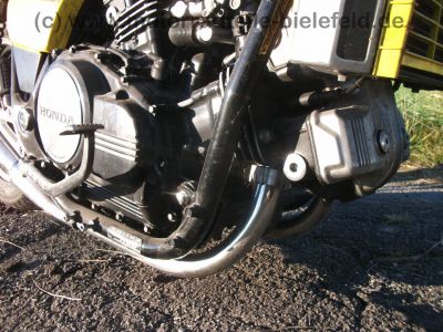 Honda_VF_750_C_Magna_RC09_gelb_Crash_-_wie_VF_500_700_750_1100_S_F_C_RC21_RC28_V35_V45_V65_Sabre_Interceptor_118.jpg