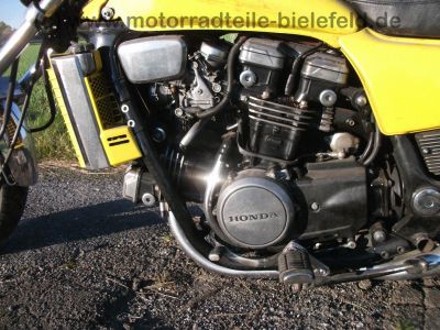 Honda_VF_750_C_Magna_RC09_gelb_Crash_-_wie_VF_500_700_750_1100_S_F_C_RC21_RC28_V35_V45_V65_Sabre_Interceptor_16.jpg