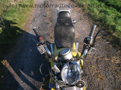 Honda_VF_750_C_Magna_RC09_gelb_Crash_-_wie_VF_500_700_750_1100_S_F_C_RC21_RC28_V35_V45_V65_Sabre_Interceptor_19.jpg