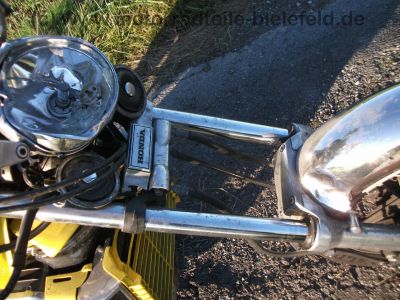 Honda_VF_750_C_Magna_RC09_gelb_Crash_-_wie_VF_500_700_750_1100_S_F_C_RC21_RC28_V35_V45_V65_Sabre_Interceptor_98.jpg