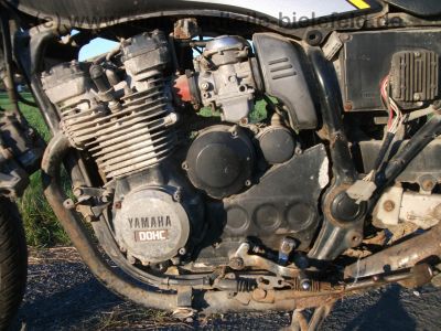 Yamaha_XJ_600_51J_Sturz_Extras_2__Lacksatz_rot_-_wie_3KM_3KN_4V8_XJ_400_550_750_900_91.jpg