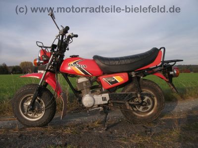 Honda_CY_50_orange-rot_original_Schluessel_Papiere_-_wie_CY_CB_XL_TL_SL_CL_Z_ST_50_80_90_100_125_DAX_Monkey_15.jpg