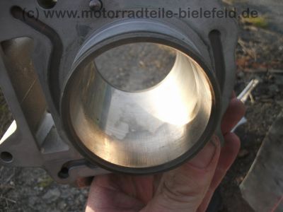 Aprilia_LEONARDO_125_150_ZD4MB_Roller_Scooter_wie_Scarabeo_Cargo_SR_50_125_150_ST_25.jpg