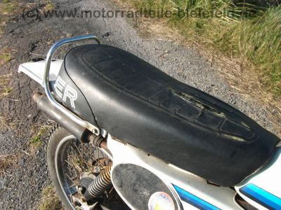 Suzuki_TS_50_ER_KT_XK_Enduro_Mokick_1_Hd__orig__Schluessel_und_Kaufbeleg_aus_1980_-_wie_RG_ZR_TS_GT_RM_50_70_80_90_100_125_ER_X_XK_77b.jpg