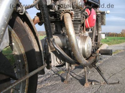 Honda_CB_250_K4_B4_rot_HESTRI_30PS_-_wie_CB_CL_SL_250_350_450_K_K0_K1_K2_K3_K4_18.jpg
