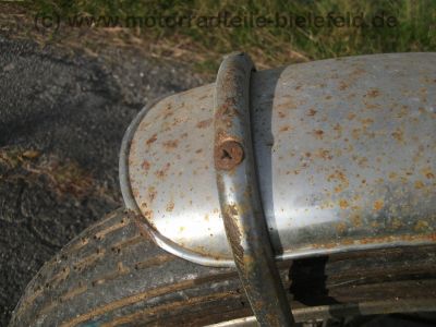 Honda_CB_250_K4_B4_rot_HESTRI_30PS_-_wie_CB_CL_SL_250_350_450_K_K0_K1_K2_K3_K4_22.jpg