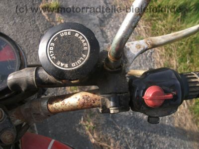 Honda_CB_250_K4_B4_rot_HESTRI_30PS_-_wie_CB_CL_SL_250_350_450_K_K0_K1_K2_K3_K4_30.jpg