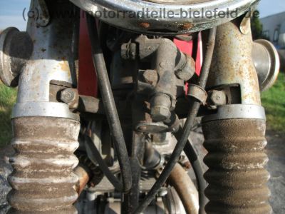 Honda_CB_250_K4_B4_rot_HESTRI_30PS_-_wie_CB_CL_SL_250_350_450_K_K0_K1_K2_K3_K4_35.jpg