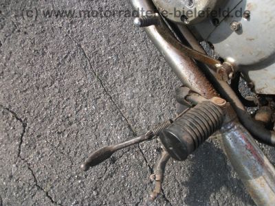 Honda_CB_250_K4_B4_rot_HESTRI_30PS_-_wie_CB_CL_SL_250_350_450_K_K0_K1_K2_K3_K4_58.jpg