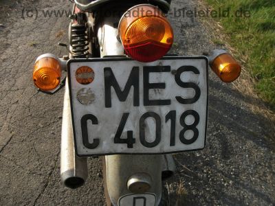 Honda_CB_250_K4_B4_rot_HESTRI_30PS_-_wie_CB_CL_SL_250_350_450_K_K0_K1_K2_K3_K4_8.jpg