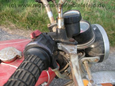 Honda_CB_250_K4_B4_rot_HESTRI_30PS_-_wie_CB_CL_SL_250_350_450_K_K0_K1_K2_K3_K4_83.jpg