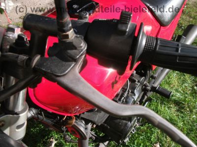 Kawasaki_GPZ_305_Kette_Typ_EX_305_A_rot_Auspuff_KHI_K_070_-_wie_GPz_Z_KZ_CSR_250_305_A_B_C_LTD_BD_Belt_Drive_30.jpg