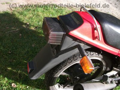 Kawasaki_GPZ_305_Kette_Typ_EX_305_A_rot_Auspuff_KHI_K_070_-_wie_GPz_Z_KZ_CSR_250_305_A_B_C_LTD_BD_Belt_Drive_68.jpg