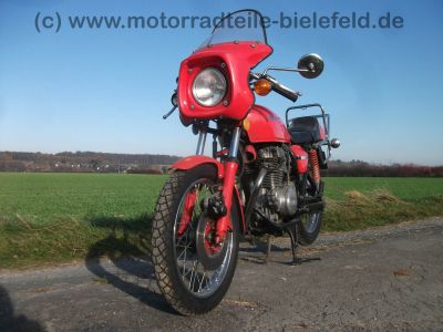 Honda_CJ_250_T_rot_Gepaecktraeger_Lenkungsdaempfer_Verkleidung_M-Lenker_13kW_o__20kW_-_wie_CB_CJ_250_350_360_T_G_3.jpg