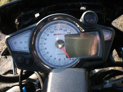 Kawasaki_GPX_750_R_Crash_KOSO_Tacho_25kW_Drosselung_-_wie_ZX_ZXR_GPZ_GPX_600_750_900_A_B_C_D_E_F_R_50.jpg