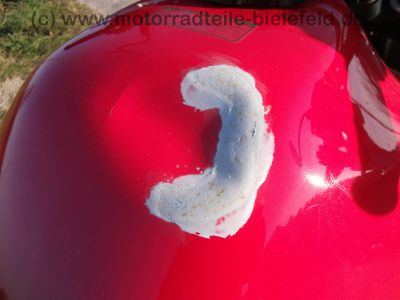 Honda_XL_600_V_Transalp_PD06_rot-weiss_METZELER_Hauptstaender_-_wie_PD10_XRV_650_750_RD03_RD04_90.jpg