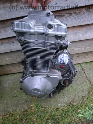 Motor_engine_moteur_Suzuki_N713_GSF_600_Bandit_GN77A_GN77B_GSX_600_F_4.jpg