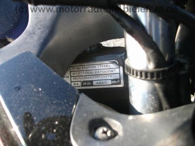 Honda_CBR_125_R_JC34_schwarz_80kmh_-_wie_CBF_CG_CBX_CBZ_125_JC_18_22_23_27_29_40_77.jpg