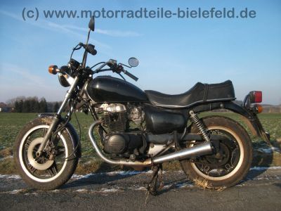 Honda_CM_400_T_NC01_schwarz_Chopper_Ratte_-_wie_CB_CM_125_185_200_250_400_450_T_N_C_Bobber_Basis_1.jpg