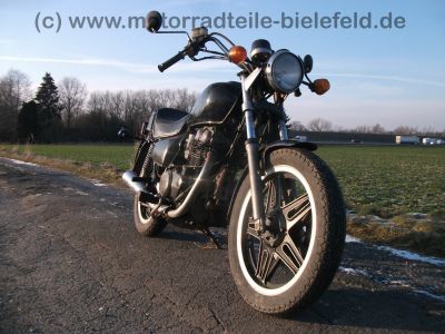 Honda_CM_400_T_NC01_schwarz_Chopper_Ratte_-_wie_CB_CM_125_185_200_250_400_450_T_N_C_Bobber_Basis_50.jpg